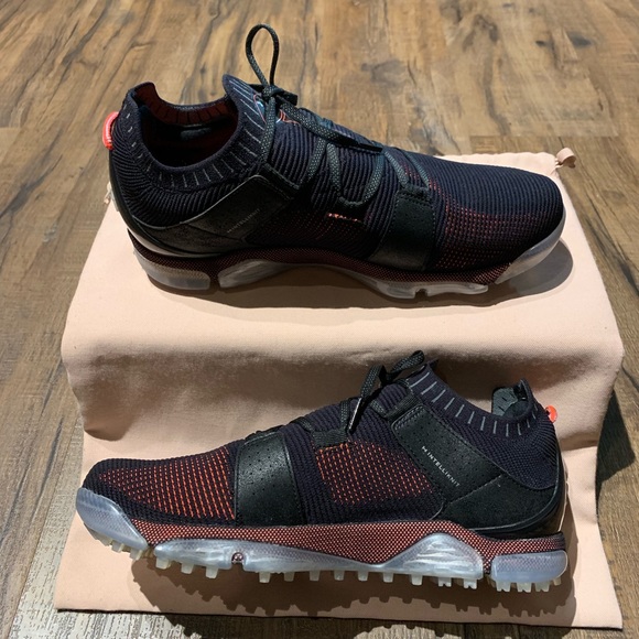 UA HOVR™ Tour Spikeless (Pro Edition) Golf Shoes - Picture 4 of 16